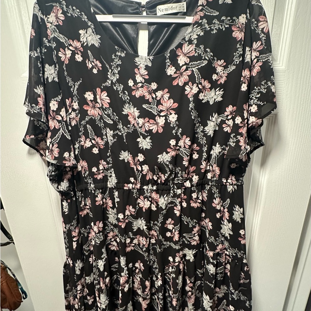 Nemidor Black Floral Plus Size Dress